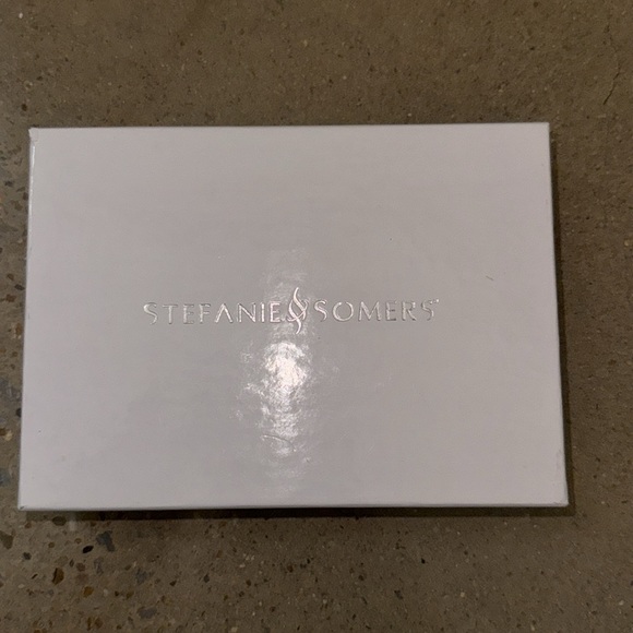 stefanie sombers earrings! only worn once for prom, worn 4 hours max! no damage! - Picture 2 of 2